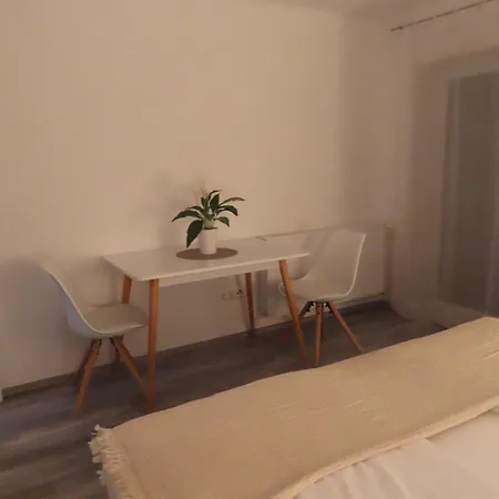 Vlora 2-naturblick アパート